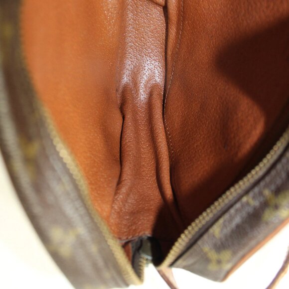 Louis Vuitton Vintage Jeune Fille MM Classic Monogram Crossbody Bag - Picture 13 of 16